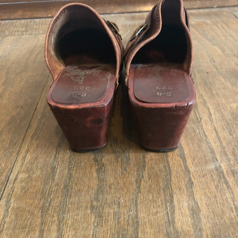 Clogs - Picture 4 of 4